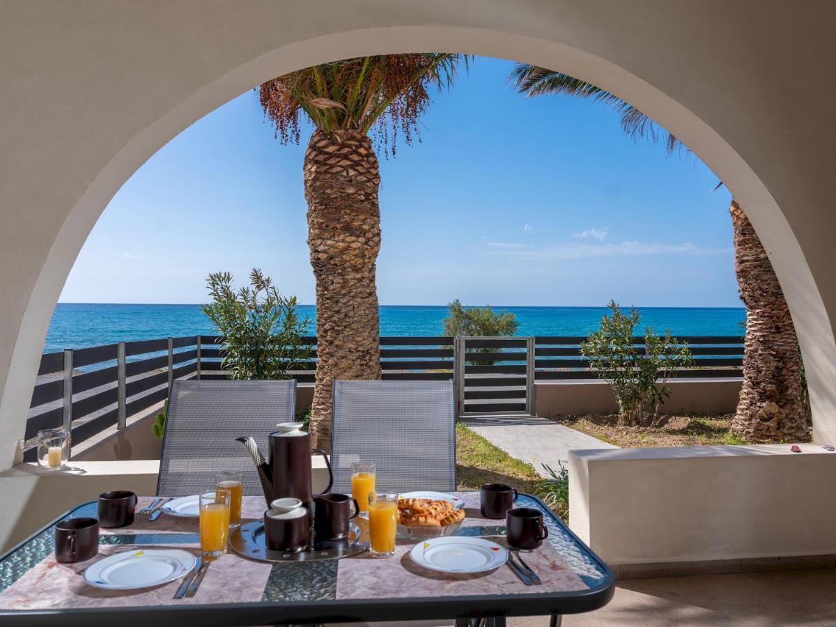 Atalanti Seaside Junior Suites 케라토캄보스 외부 사진
