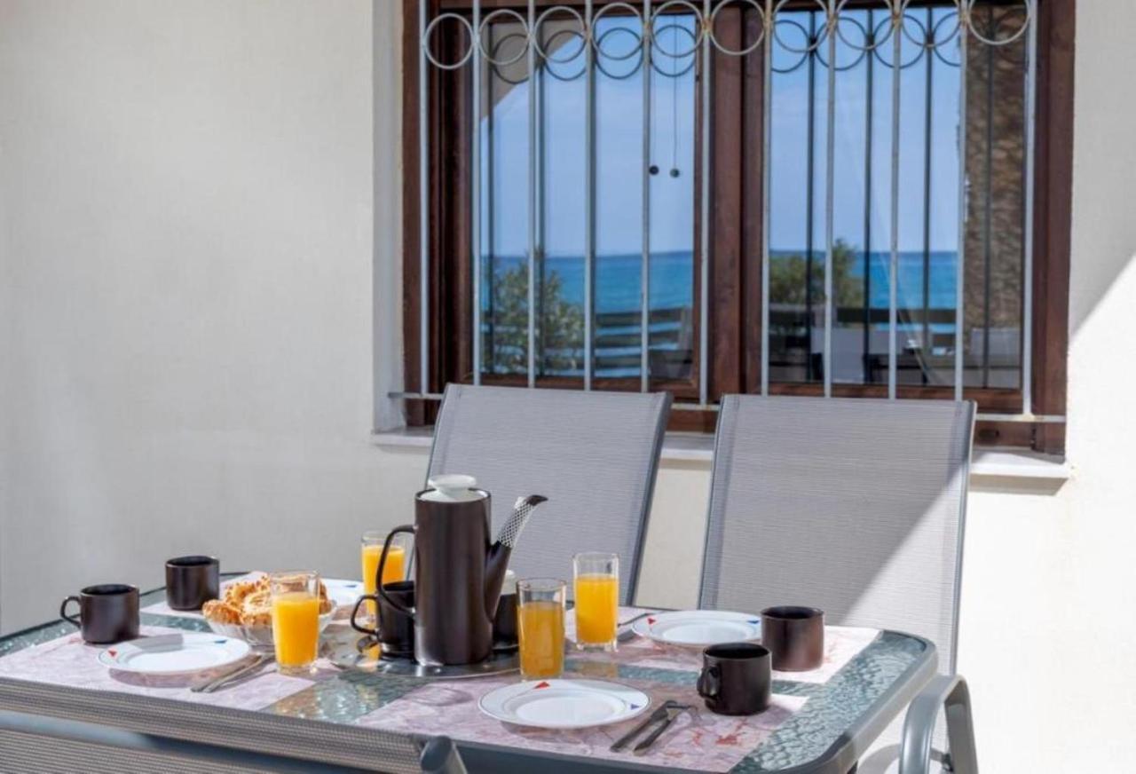 Atalanti Seaside Junior Suites 케라토캄보스 외부 사진